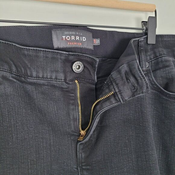 Torrid Bombshell Premium Stretch Skinny Jeans Black Size 24 - Picture 8 of 13